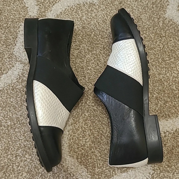 Jacques Levine Black & White Oxford - Size 37 (6 1/2) - Picture 2 of 6